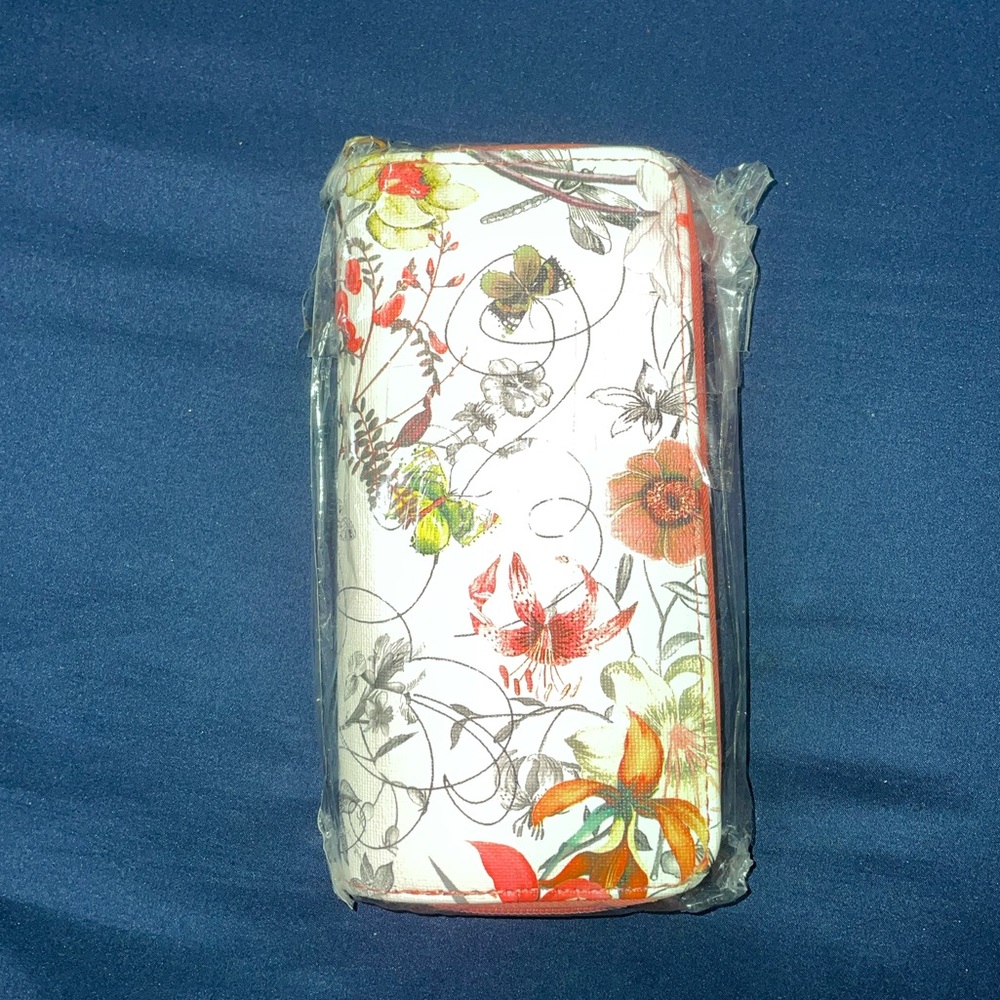 Wrist wallets